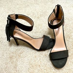 4” Merona army green heels